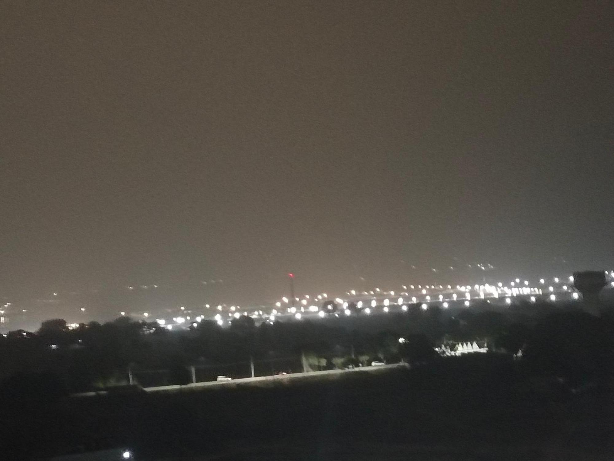 Omaxe Hi Tech City Infront Of Triveni Sangam River Giri Homestay Allāhābād Junction Exterior foto