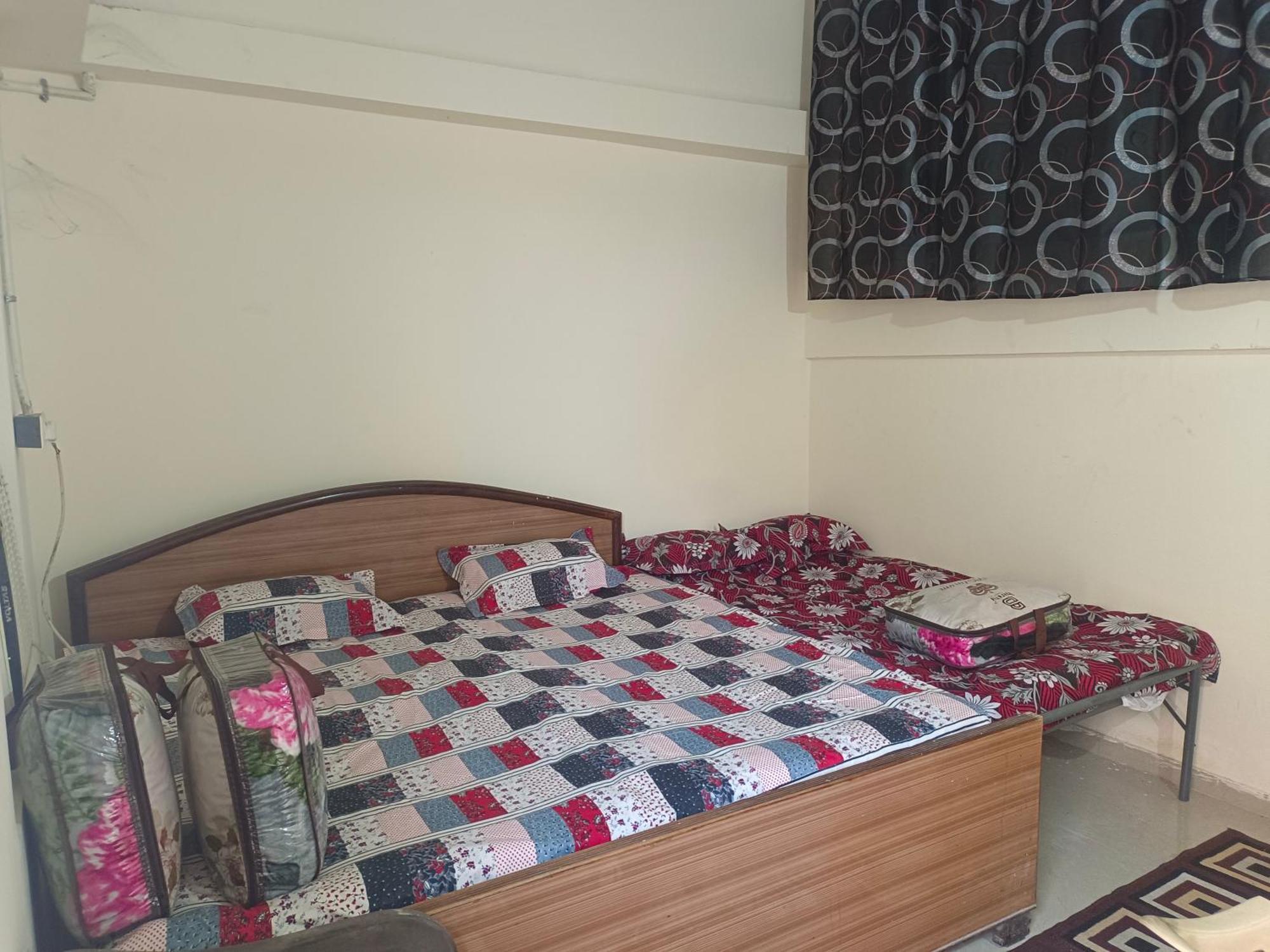 Omaxe Hi Tech City Infront Of Triveni Sangam River Giri Homestay Allāhābād Junction Exterior foto